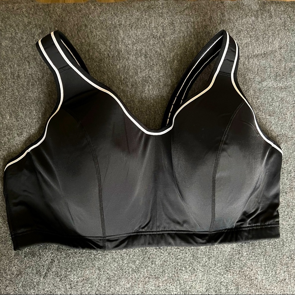 Livi Active Sports Bra